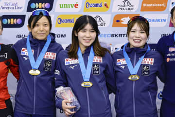 スケート女子団体追い抜き日本V　スピードW杯、吉田雪乃は4位