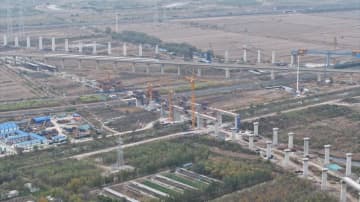 津濰高速鉄道、重要結節点の特大橋建設が進展　中国天津市