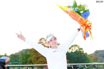 初Vの脇元華が18人抜き　佐久間朱莉は年間女王目前【メルセデス・ランキング】