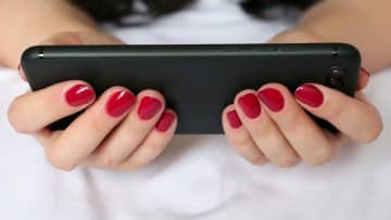 【ポルノ規制】英国で進む急進的なインターネット規制は妥当？日本でもネット規制が進む？