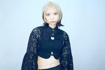 竹内アンナ、菅井友香主演WEBドラマ主題歌「P.S. I LOVE YOU」をリリース