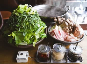 銀座で“食とモノ”を楽しむ日。旬野菜鍋とイタリア革のサステナ散歩