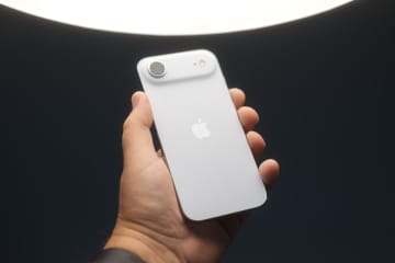 iPhone Air 2は2027年春、20周年記念モデルは秋に投入か
