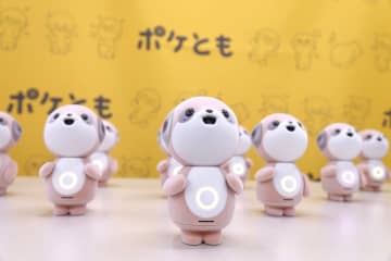 シャープの「ポケとも」発売延期、12月5日に