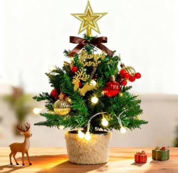 省スペースでもツリーを飾りたい！【卓上タイプ】のクリスマスツリーをAmazonタイムセールでお安くゲット！
