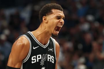 キャリアの分岐点――３年目で覚醒したウェンバンヤマ「この夏、僕ほどトレーニングしていた選手はいない」＜DUNKSHOOT＞