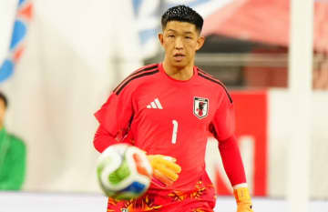 【日本代表】鹿島GK早川友基、“フル代表1番”初着用の舞台裏「想像以上に体が…」