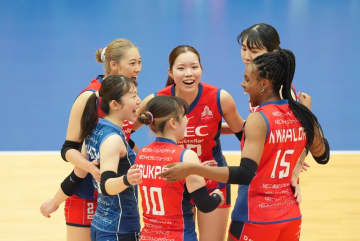 SVリーグ女子　NEC川崎が今季初黒星も首位をキープ　SAGA久光が9連勝