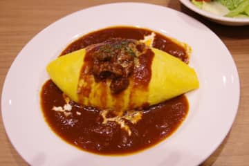 ロイホファンにもおすすめしたい！「ロイヤルホスト デリ」の新商品を食べてみた【編集部スタッフイチオシ！】