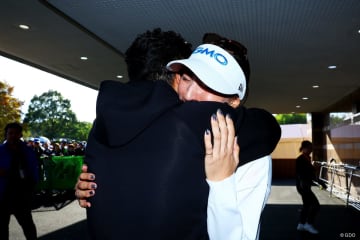 「お父さんに見せたかったツアー優勝」 脇元華を支えた父の体当たりの愛情