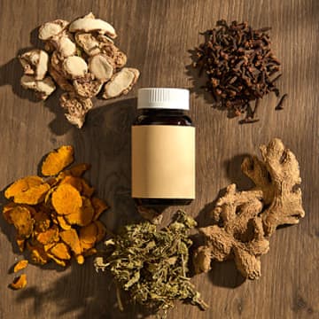 抹茶の次は“漢方Kampo”？ 日本生まれの知恵がアメリカ人の心と体を癒やす