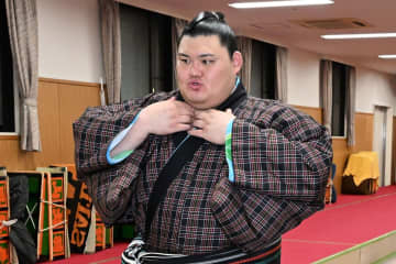 【九州場所】大の里 ９連勝で首位堅守「昨日は命拾いした…切り替えて前に攻める気持ちで」