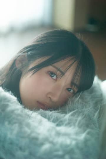 AKB48・佐藤綺星が初のランジェリーカットに挑戦　“今のわたし”が詰まったフレッシュな1st写真集