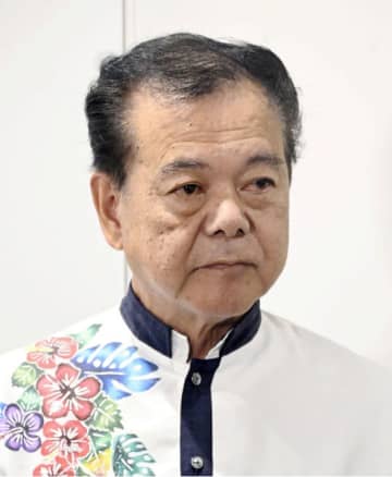 沖縄・南城市長が失職　不信任再可決、12月市長選