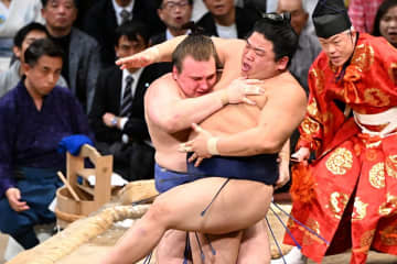 【九州場所】快進撃の安青錦は「実力的に横綱の次」　秀ノ山親方が〝大関相撲〟を手放し絶賛