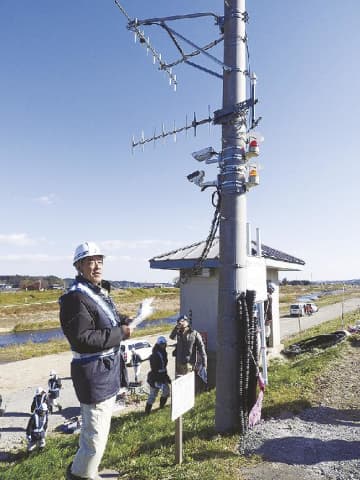 東北整備局北上川下流／流量観測省力化へ／河川調査の新技術公開