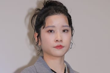 『ばけばけ』出演女優、“金髪”姿でイメージ激変　「既に退場？」と心配の声も…円井わん「ご安心あそばせ」