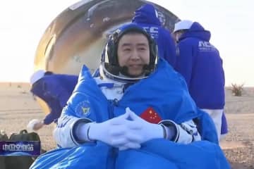中国人宇宙飛行士、11月14日に地球に帰還–デブリ衝突で足止め、別のカプセルに搭乗