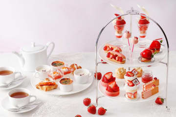 東京マリオットホテル”苺×ホワイトチョコレート”アフタヌーンティー、真っ赤な苺のムースやパフェ