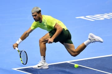 最終戦初制覇を逃したアルカラス、シナーとの決勝でハムストリングを負傷。デ杯へ向け検査実施へ＜SMASH＞