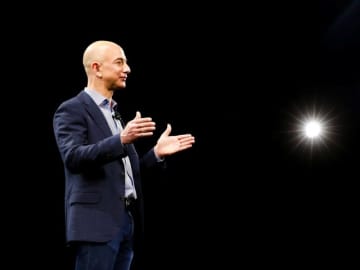 アマゾン創業者ベゾス氏、AI新会社を設立　共同CEOに