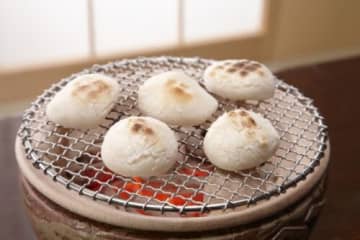 お正月の食卓を彩るおもちとおせちが予約開始！お正月準備はアグリの郷栗東で★
