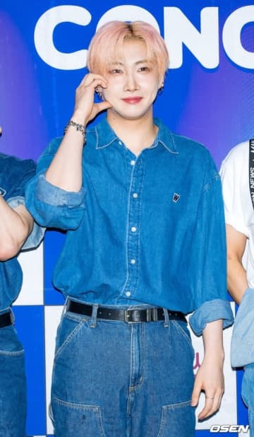 “活動休止中”VERIVERY ホヨン、11月27日の入隊を発表…グループから2人目