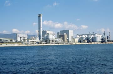 日本も安価な火力発電でAIを推進すべきだ　このままでは米中に置いてきぼりを食らう