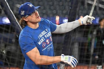 手術報告から2日、キケがまさかの大変身　妻も笑ったお茶目な姿「これで完成」