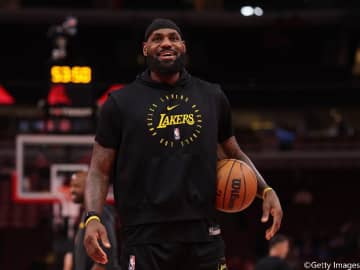 「精神力を試されることになった」坐骨神経痛を乗り越え、レブロンがチーム練習へ初参加