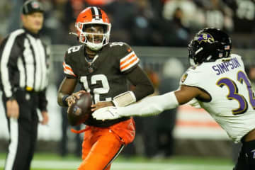 NFLデビュー戦は「まったくうまくいかなかった」とブラウンズQBサンダース