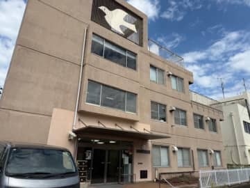 スマホホルダー限定モデル制作　サイン・ハウスが就労継続支援事業所と連携