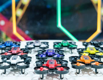 小中学生向けドローンスクールを12月7日に開催、ものづくりやプログラミングを体験可能