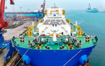 15万トンクラススマート養殖作業船「国信1号2-2」が青島で引き渡し―中国