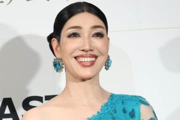 アンミカ　３０代前半で慢性甲状腺炎経験も　更年期は「人生の通過点」前向きな心境明かす