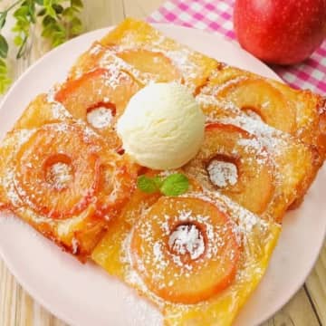 【りんごの甘さがぎゅっと！】「巻くだけ、包むだけ、のせるだけ！」サクサクのライスペーパーとりんごがコラボしたアレンジレシピ3選