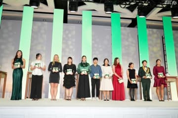 29人の優勝者誕生は史上最多…日本勢6人勝利も新記録！　米女子年間アワード表彰者の顔ぶれは？