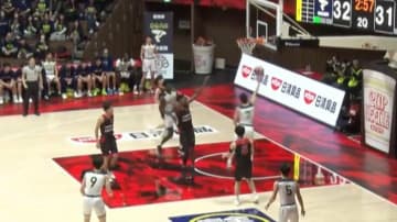 バスケユーチューバーも興奮！帝京長岡のエースが見せた変幻自在なステップからのドライブ