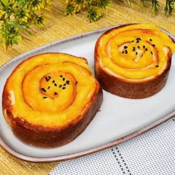 【さつまいもの甘さがたまらない】「トースターで簡単！」「おやつに最高」パンの耳でスイートポテト巻き
