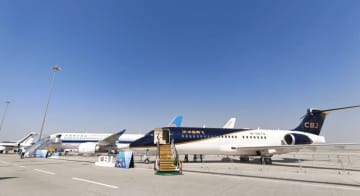 中国国産航空機C919とC909が中東で初公開
