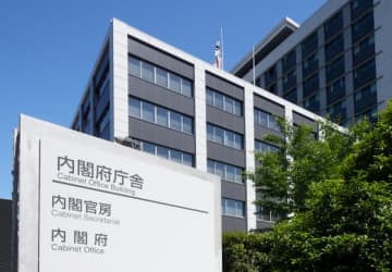 GDP、6四半期ぶりのマイナス成長。輸出や個人消費の低迷が重しに。中国からのインバウンド消費が今後の鍵