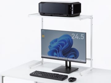 モニター上に収納スペースを設けられる机上ラック。サンワサプライから