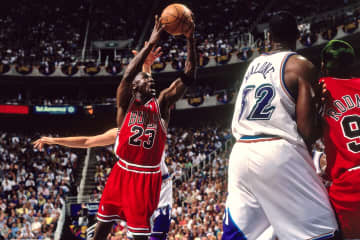 ジョーダン伝説のラストショットから27年――ジャズ本拠地のWi-Fiに刻まれる“神様”への恨み節＜DUNKSHOOT＞