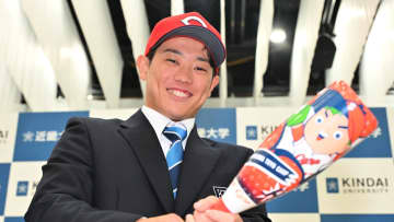 目指すは「1年目で100安打」将来は“2000安打”も　広島がドラ3・勝田成と仮契約　侍J大学代表経験の内野手