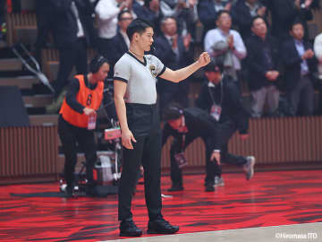 選手と審判の二刀流で広げる未来…岩永颯をプロレフェリー漆間大吾氏が評価