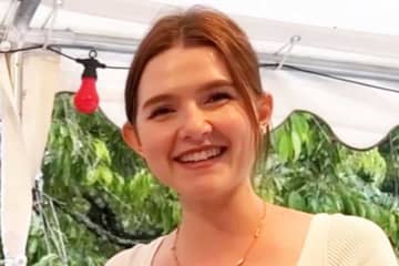 「フランスにはないの？」→「1000円以上する」　フランス人が日本のお土産に大興奮　「恋しかった」お菓子とは