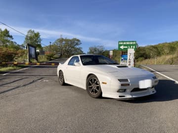 【頭文字D・RX-7 FC3S】貯金切り崩して修理費用に150万！維持費に迷いはあるが、ドライブは鳥肌もの（20代男性）