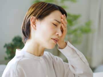 Q. 「更年期のイライラが止まりません。効果的な対処法は？」公認心理士が教える感情を鎮めるコツ