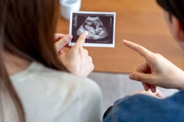 「本当に俺たちに子どもが？」隠したはずのエコー写真を発見した夫が妻に言った本音と意外な反応