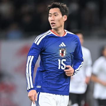 完璧なトラップから先制弾、極上のダブルタッチからシュートチャンスを提供。鎌田大地は“見た目ほど簡単ではない高度なテクニック”を見せつけた【日本代表】